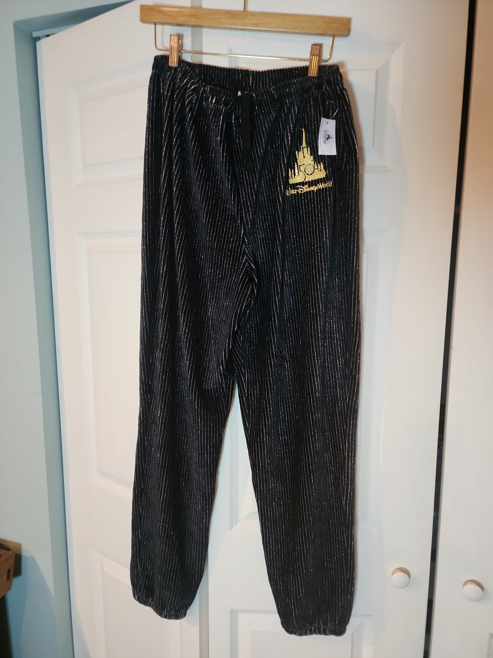 NWT Walt Disney World 50th Anniversary Black Velvet Jogger Pants LG